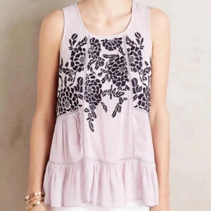 Anthropologie Floreat lavender purple embroidered ruffled hem sleeveless Top M